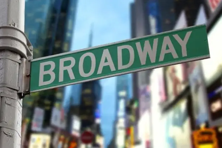broadway-sign